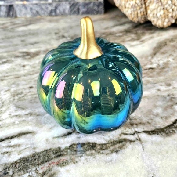 Target Holographic Ceramic Pumpkin - Picture 2 of 4